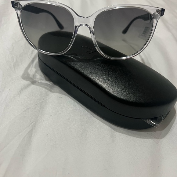 Ray-Ban 4378 Transparent Grey NWT - Picture 3 of 6
